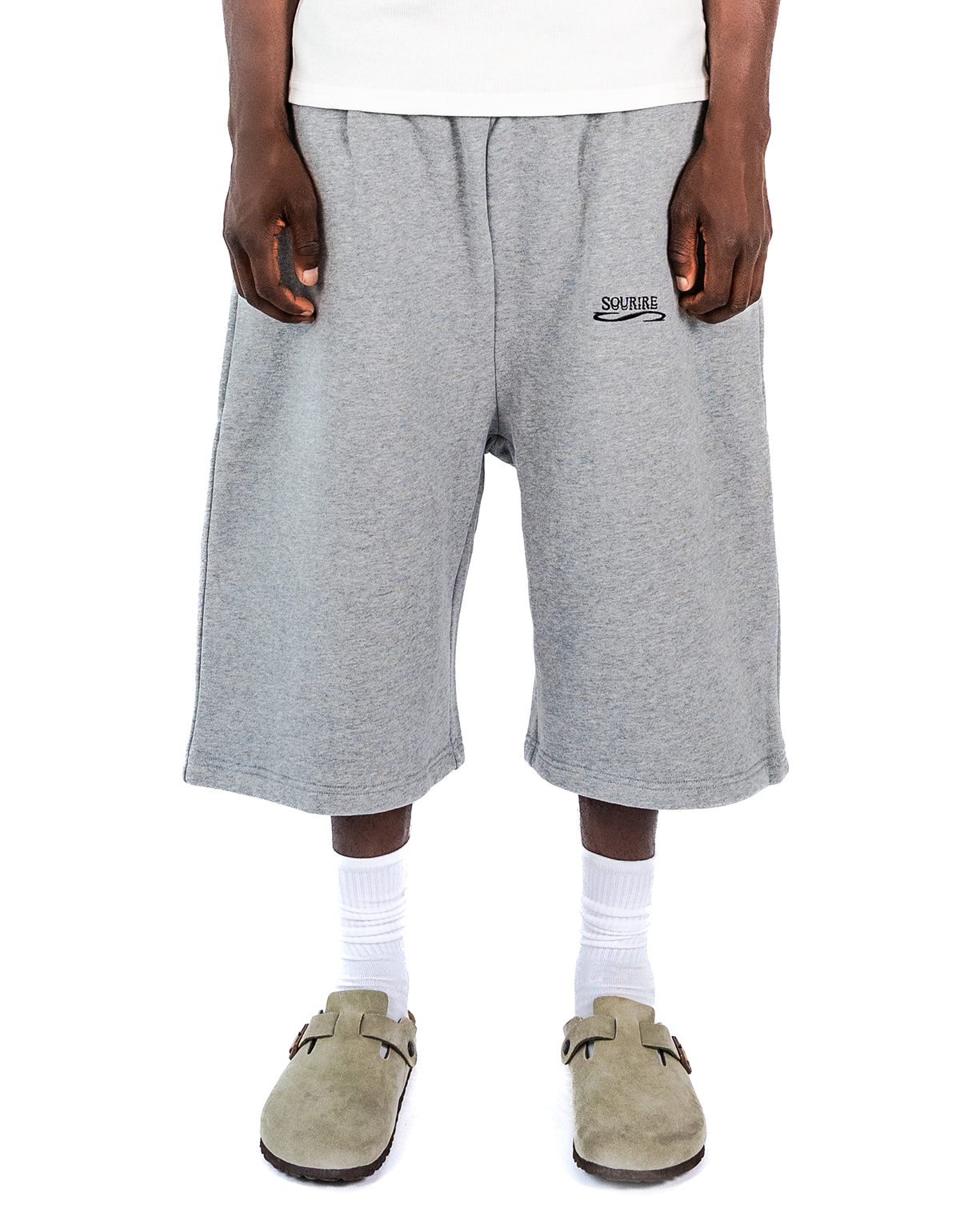 BAGGY SWEATSHORTS