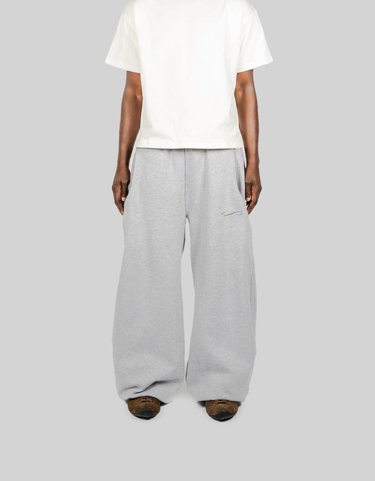 BASIC SWEATPANTS GREY