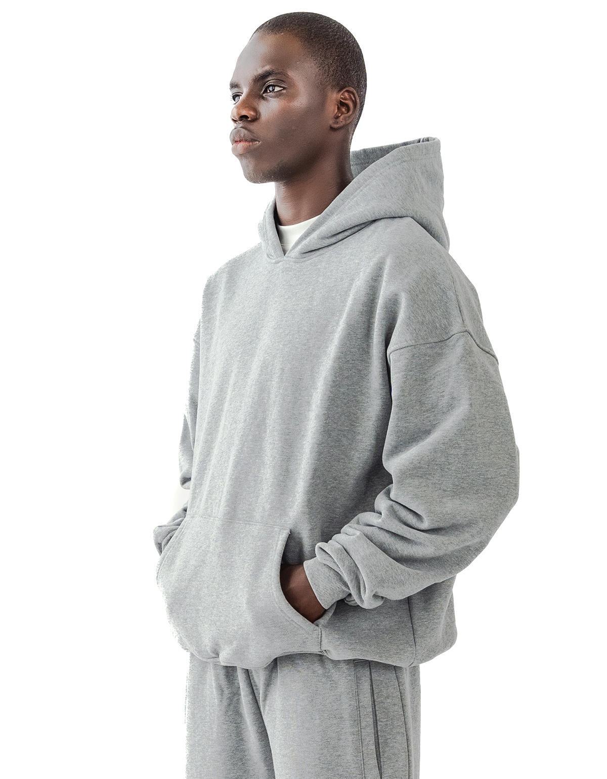 ESSENTIAL BASIC HOODIE
