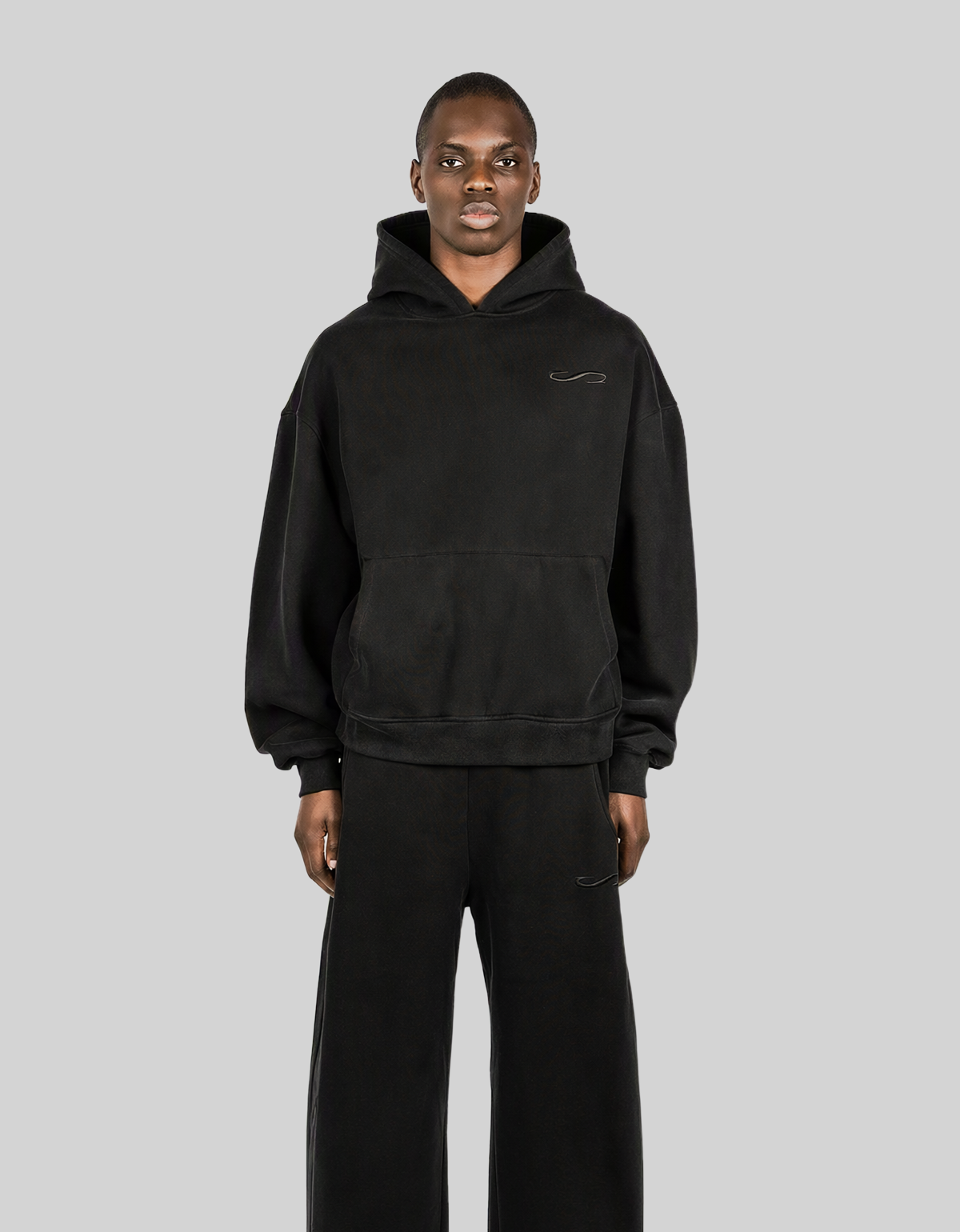 BASIC HOODIE BLACK