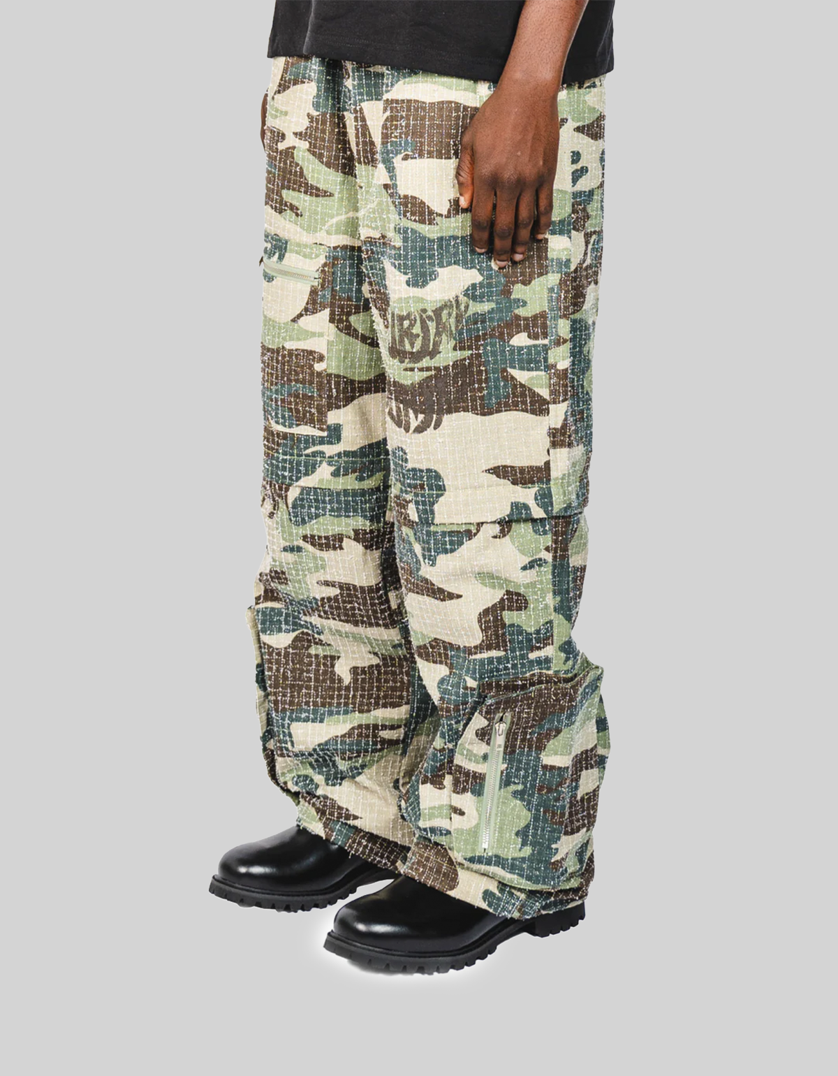 2 IN 1 CAMO PANTS / SHORTS