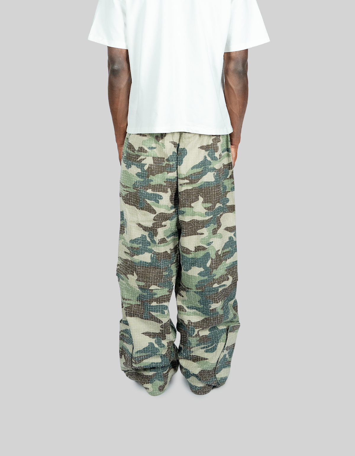 2 IN 1 CAMO PANTS / SHORTS