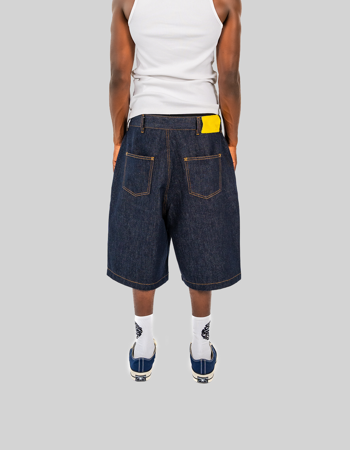 RAW DENIM SHORTS