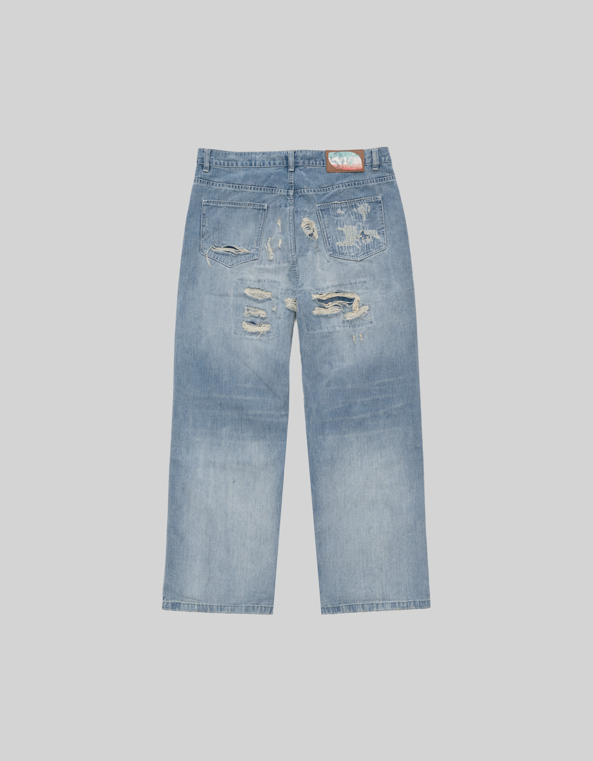 DISTRESSED LIGHT WASH DENIM